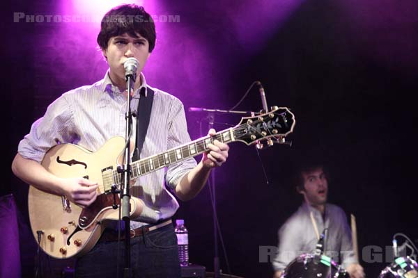 VAMPIRE WEEKEND - 2007-10-27 - PARIS - La Maroquinerie - 